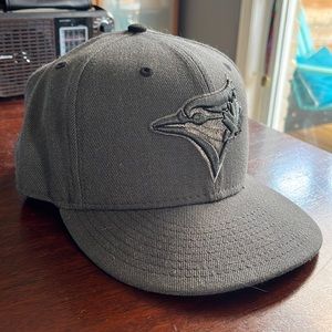 New Era 59Fifty monochrome Grey Toronto Blue Jays hat - 7-5/8